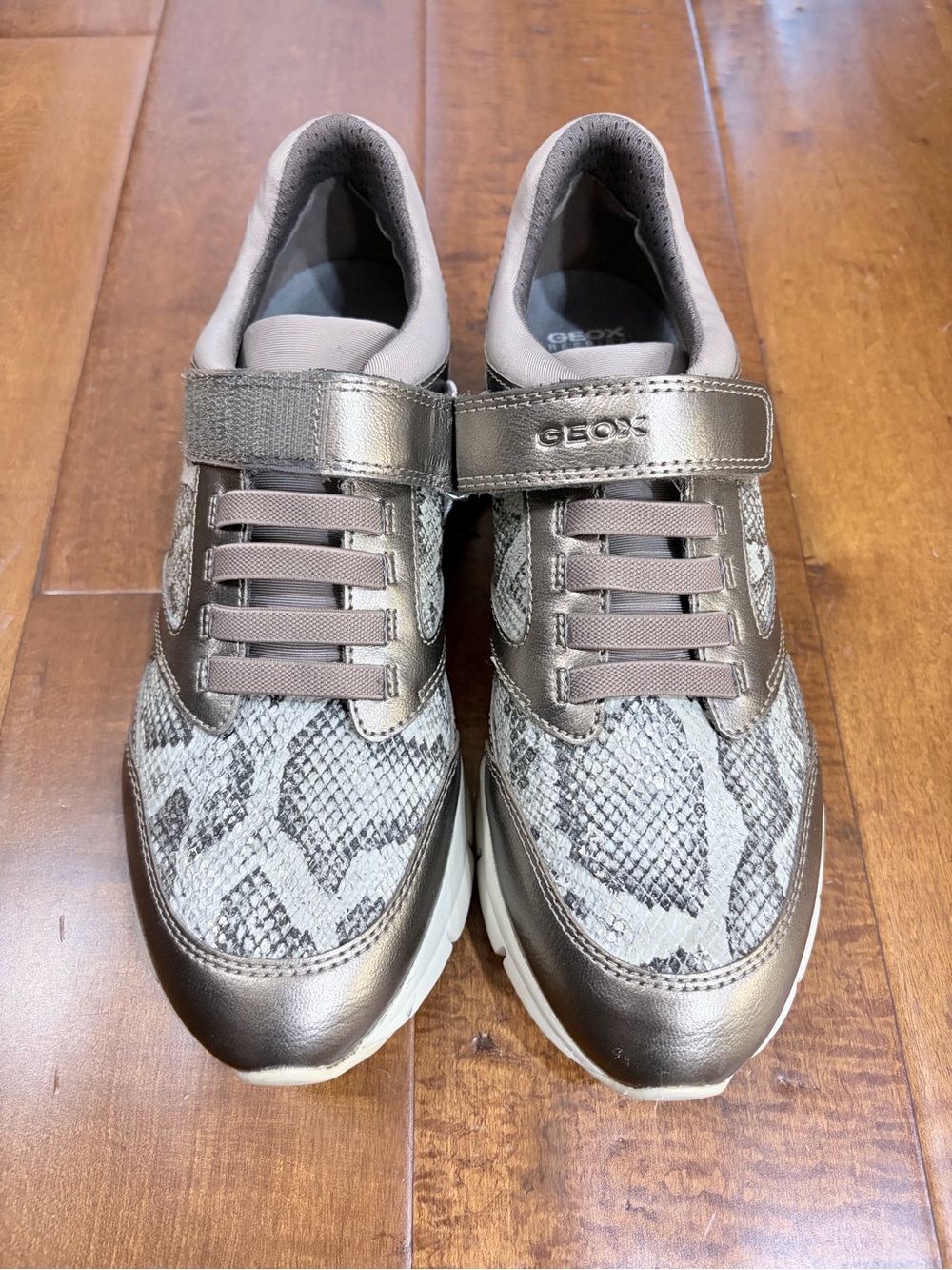 Geox Womens Metallic Bronze Snake-Print Sneakers